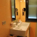 Abalon 4*